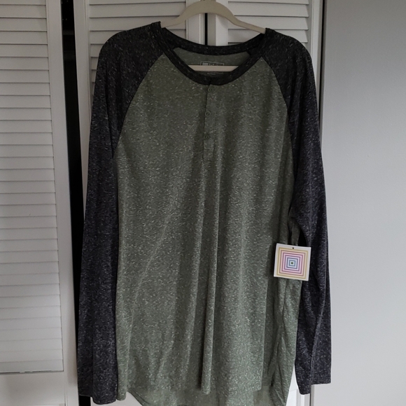 NWT Lularoe Mark Tee - Picture 1 of 3